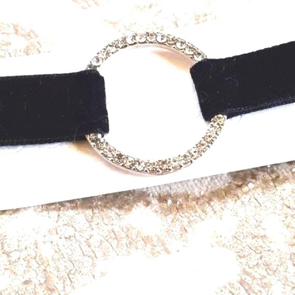 Infinity Diamond Choker BLACK VELVET Necklace Simulated Diamonds Pendent Realist - Picture 3 of 15